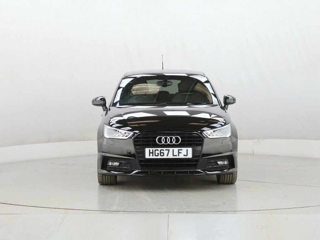 Audi A1 1L Black Edition HG67LFJ Black #2