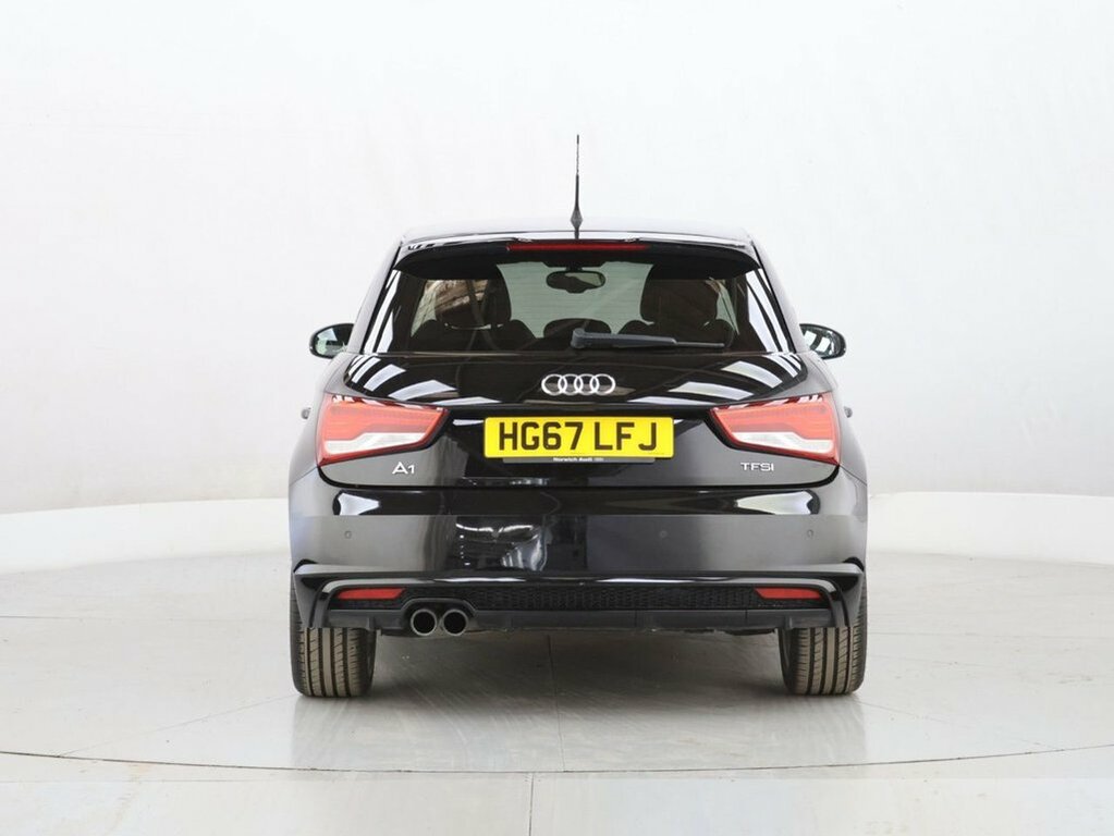 Audi A1 1L Black Edition HG67LFJ Black #6