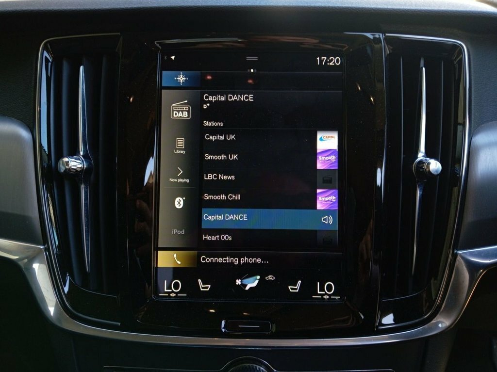 Volvo S90 2L Momentum Plus Black #6