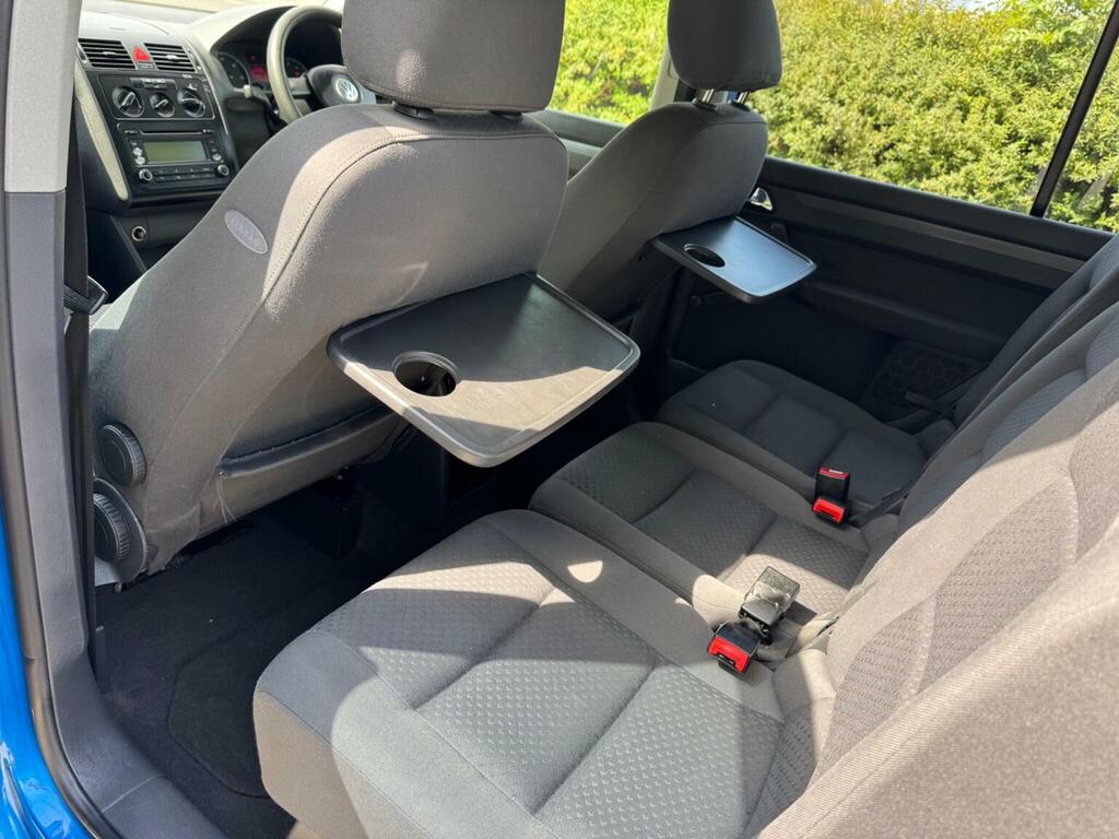 Volkswagen Touran Fsi Se 7 Str Silver #15