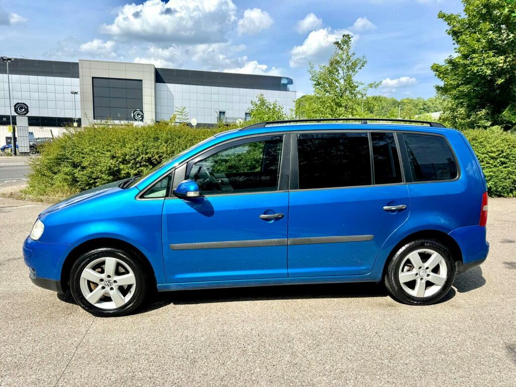 Volkswagen Touran Fsi Se 7 Str Silver #9