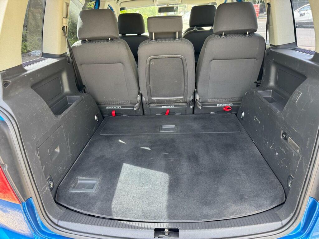 Volkswagen Touran Fsi Se 7 Str Silver #17