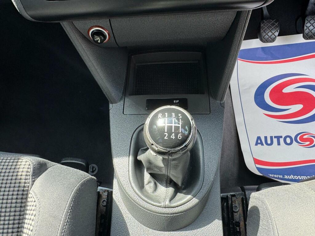 Volkswagen Touran Fsi Se 7 Str Silver #20