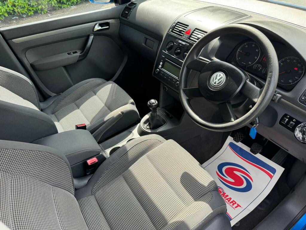 Volkswagen Touran Fsi Se 7 Str Silver #10
