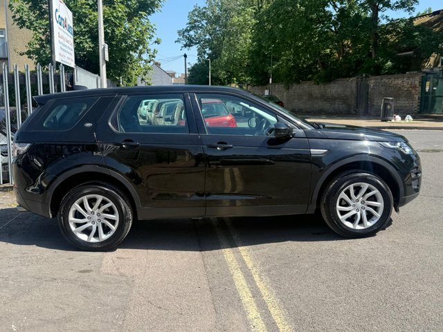 Land Rover Discovery Sport 2.0 Td4 Se Tech 4Wd Euro 6 S S MM17CFK Black #6