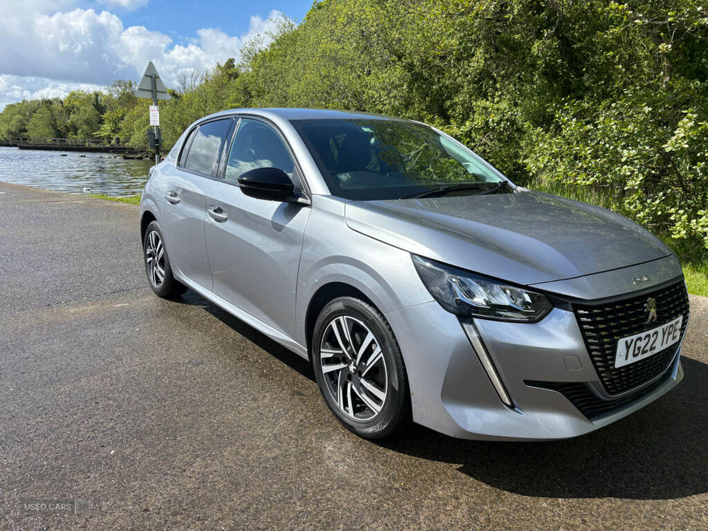 Peugeot 208 1.5 Bluehdi 100 Allure Premium YG22YPE Grey #2