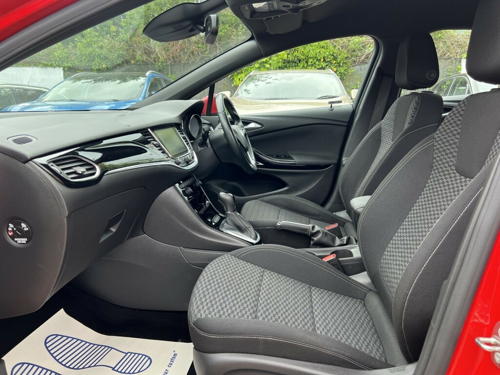 Vauxhall Astra 1.6 Cdti Blueinjection Sri Nav Red #2