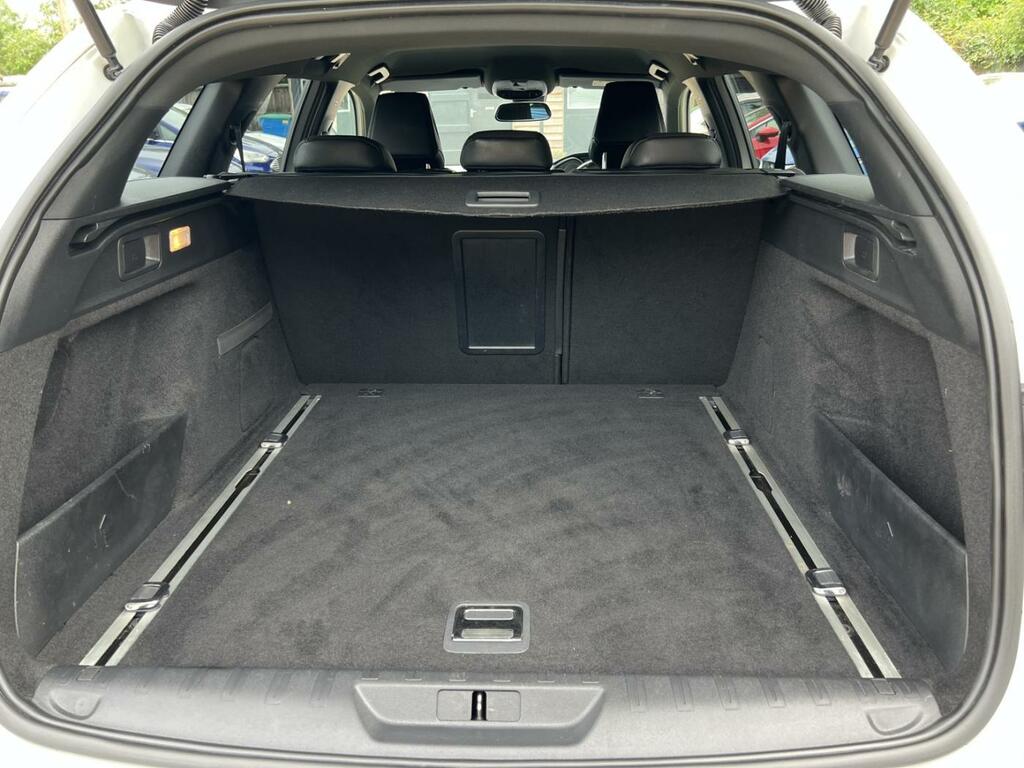 Peugeot 308 SW 1.2 Puretech Gt Line NG64FZK White #5