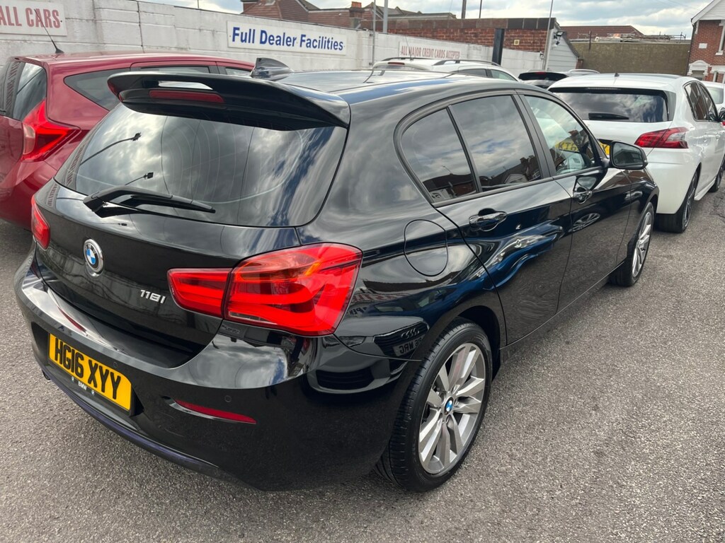 BMW 1 Series 118I 1.5 Sport HG16XYY Black #5