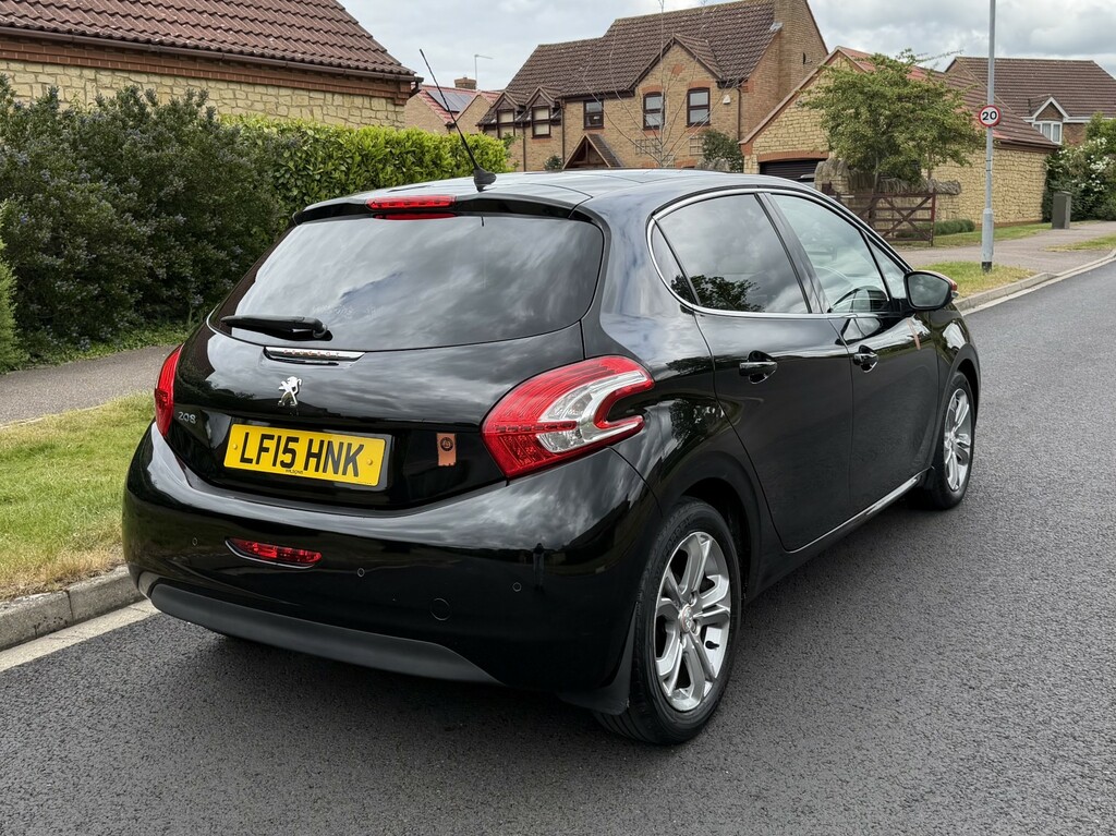 Peugeot 208 1.2 Vti Puretech Roland Garros 201515 LF15HNK Black #4