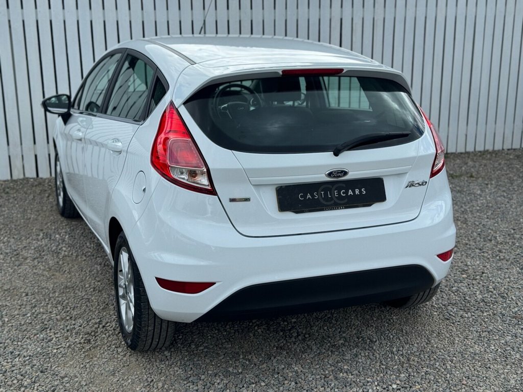 Ford Fiesta 1L Zetec SL16WNX White #4
