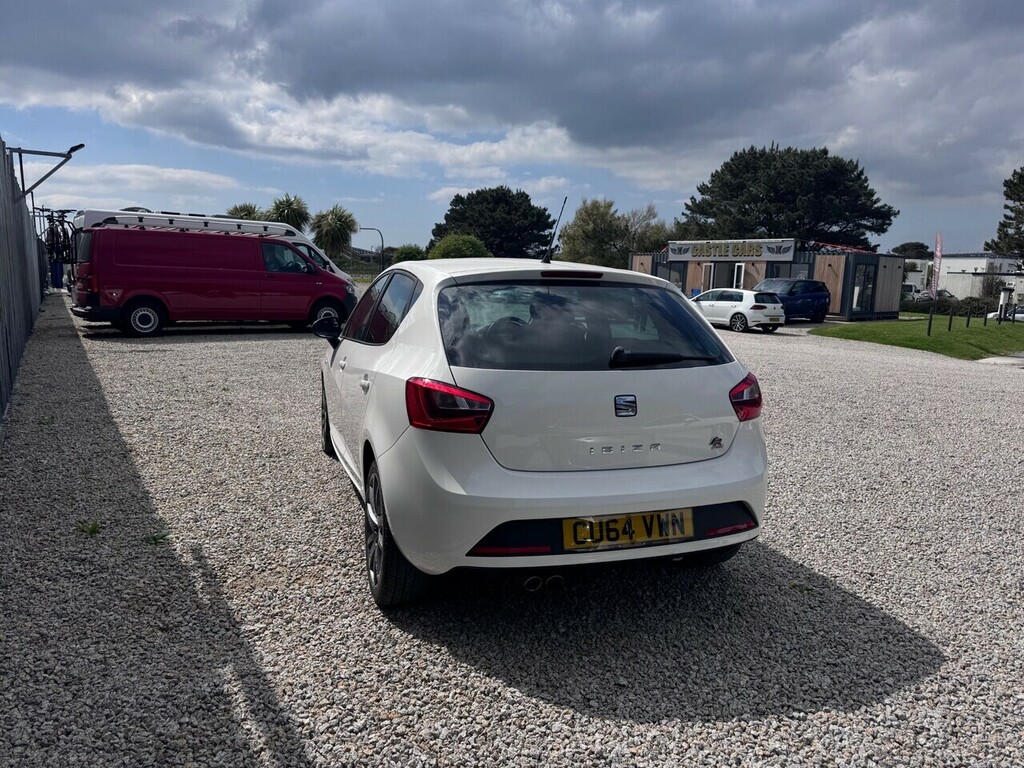 Seat Ibiza Tsi Act Fr Edition CU64VWN White #2
