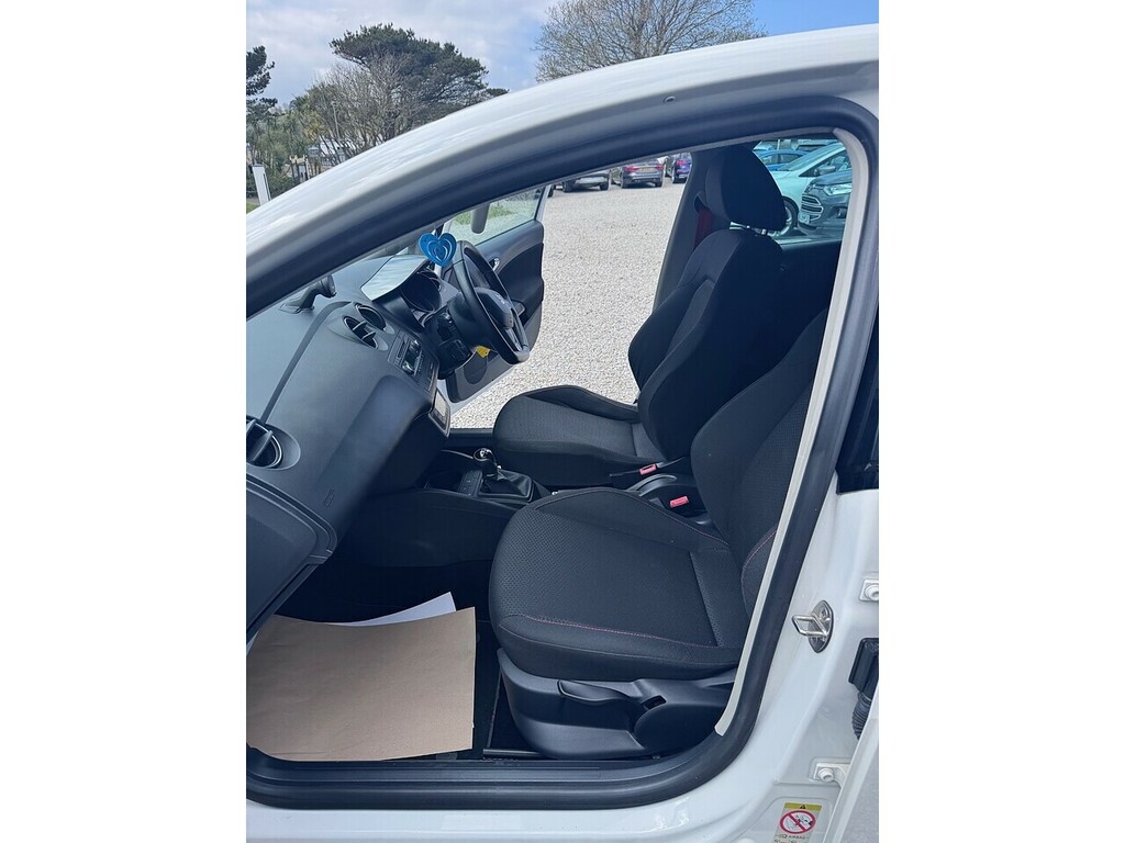 Seat Ibiza Tsi Act Fr Edition CU64VWN White #5