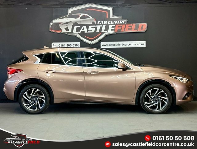 Infiniti Q30 2016 1.5D Premium Hatchback Euro Brown #4