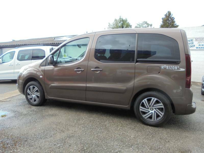 Peugeot Partner Tepee 1.6 Hdi 92 S - 2014 63 Brown #3