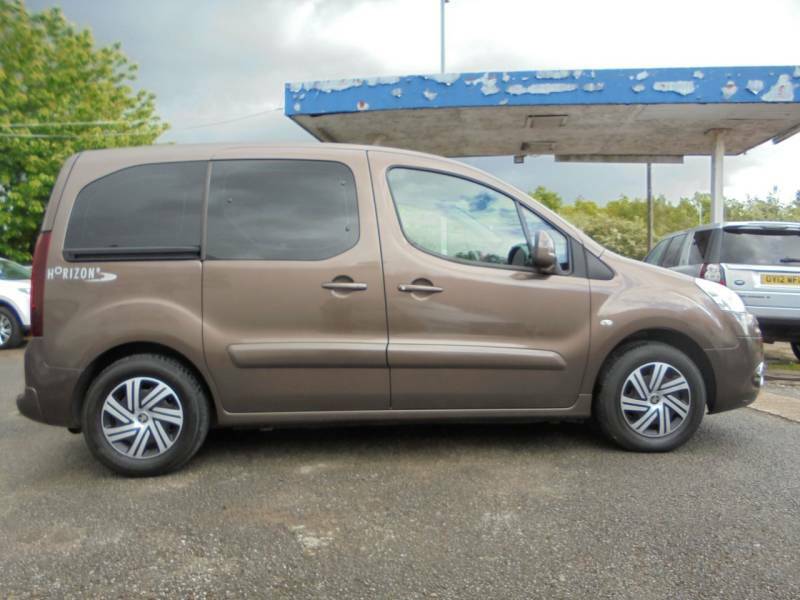Peugeot Partner Tepee 1.6 Hdi 92 S - 2014 63 Brown #2