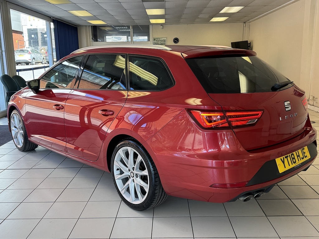 Seat Leon Tsi Fr Technology U6352 Ulez Red #5