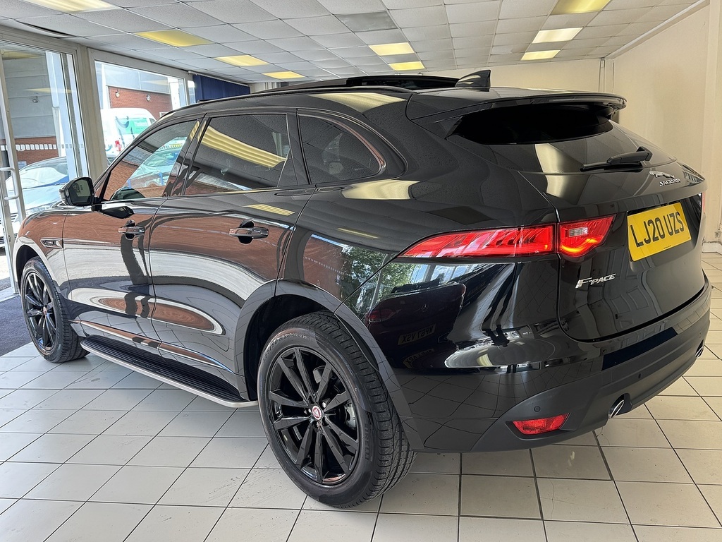 Jaguar F-Pace P250i Chequered Flag U6427 Ulez Black #6