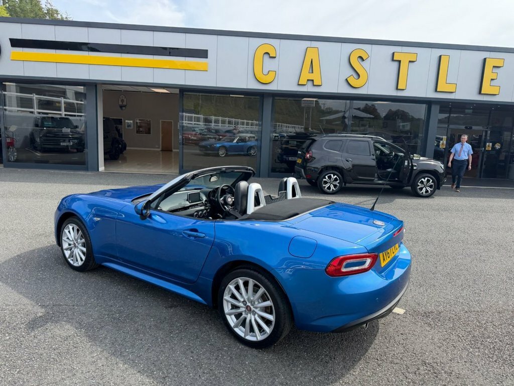 Fiat 124 Spider 1.4L Lusso Blue #4