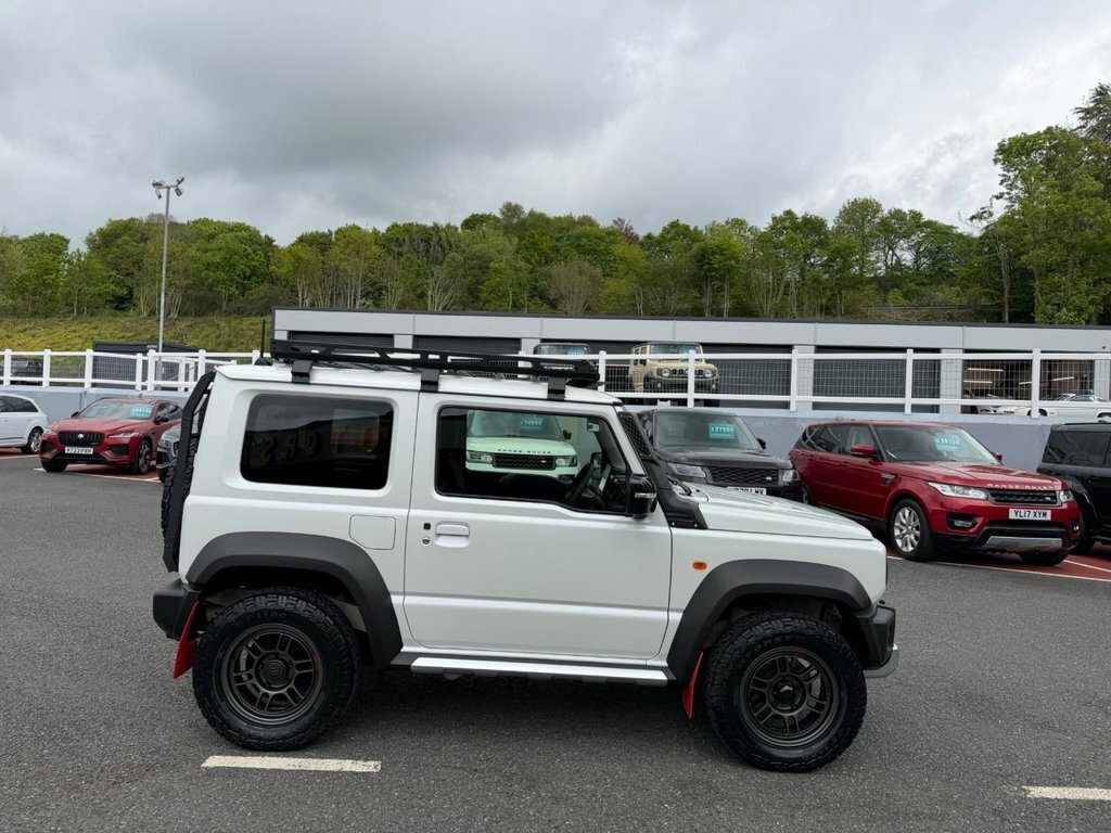Suzuki Jimny Suv FJ25HCU White #6