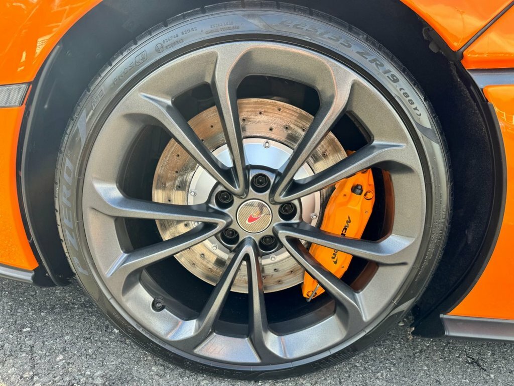 McLaren 540C 3.8T V8 Ssg Black #37