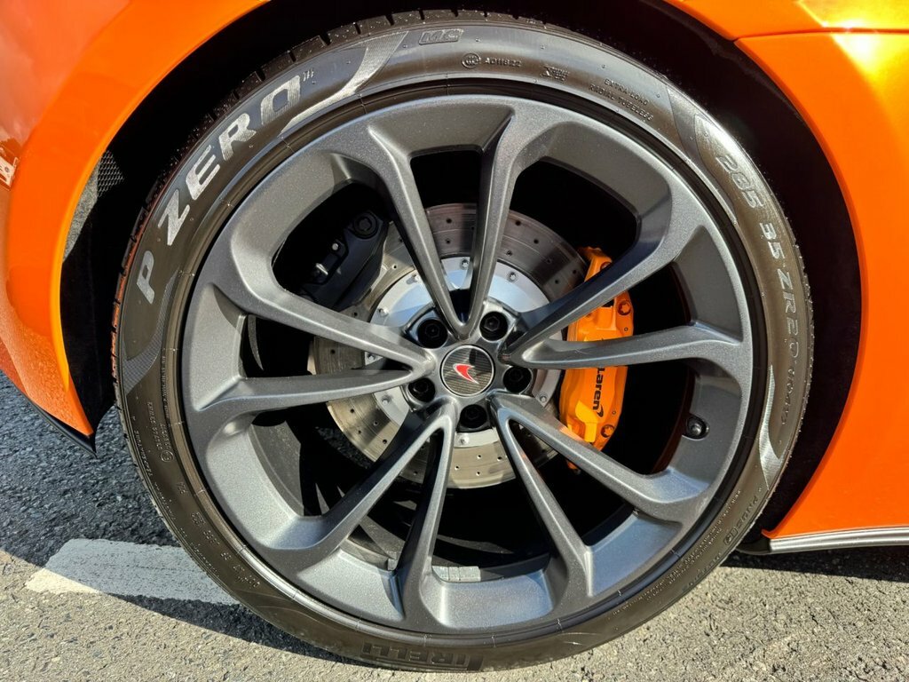 McLaren 540C 3.8T V8 Ssg Black #35