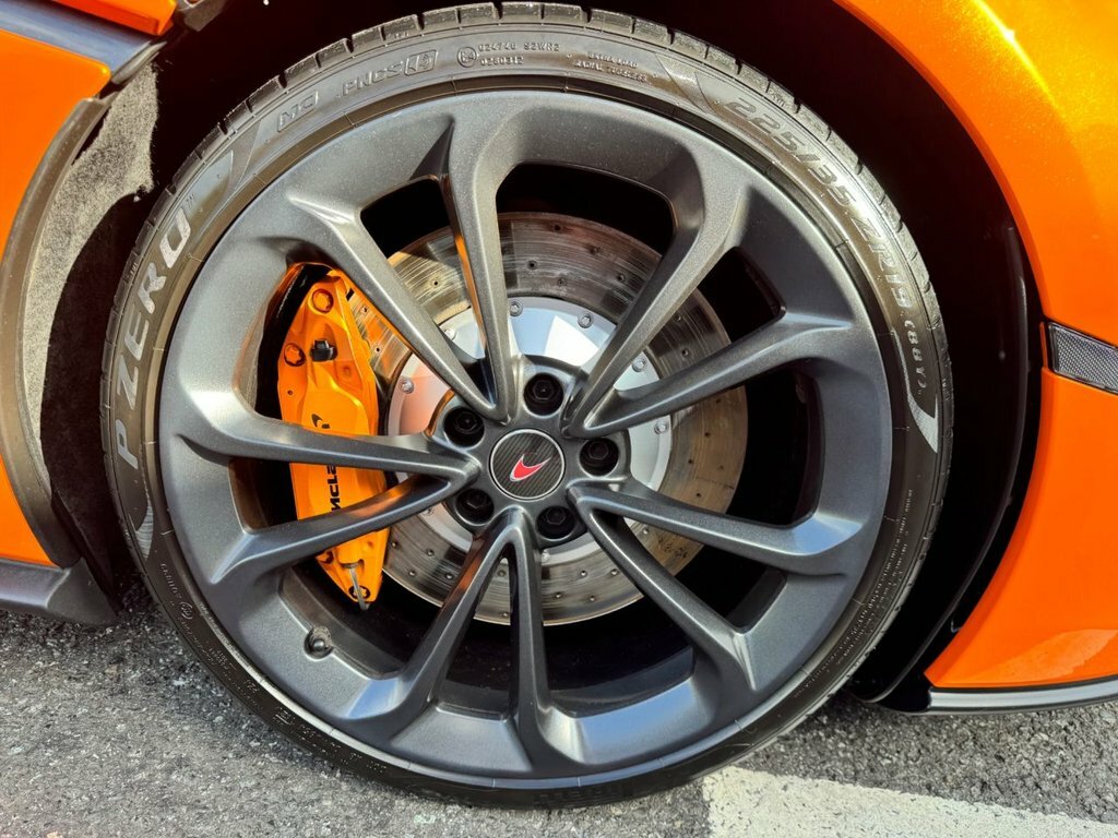 McLaren 540C 3.8T V8 Ssg Black #36
