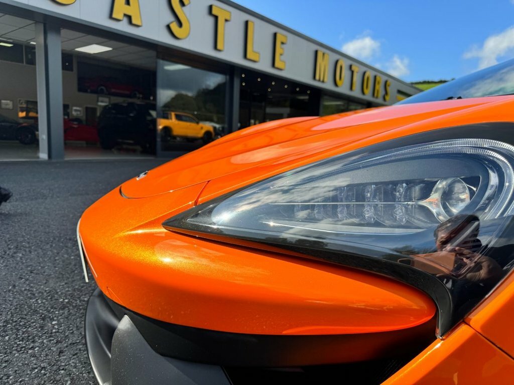 McLaren 540C 3.8T V8 Ssg Black #33