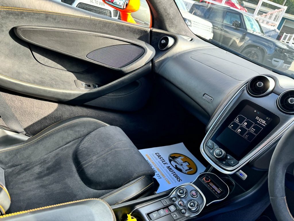 McLaren 540C 3.8T V8 Ssg Black #8