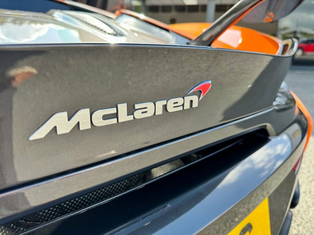 McLaren 540C 3.8T V8 Ssg Black #19