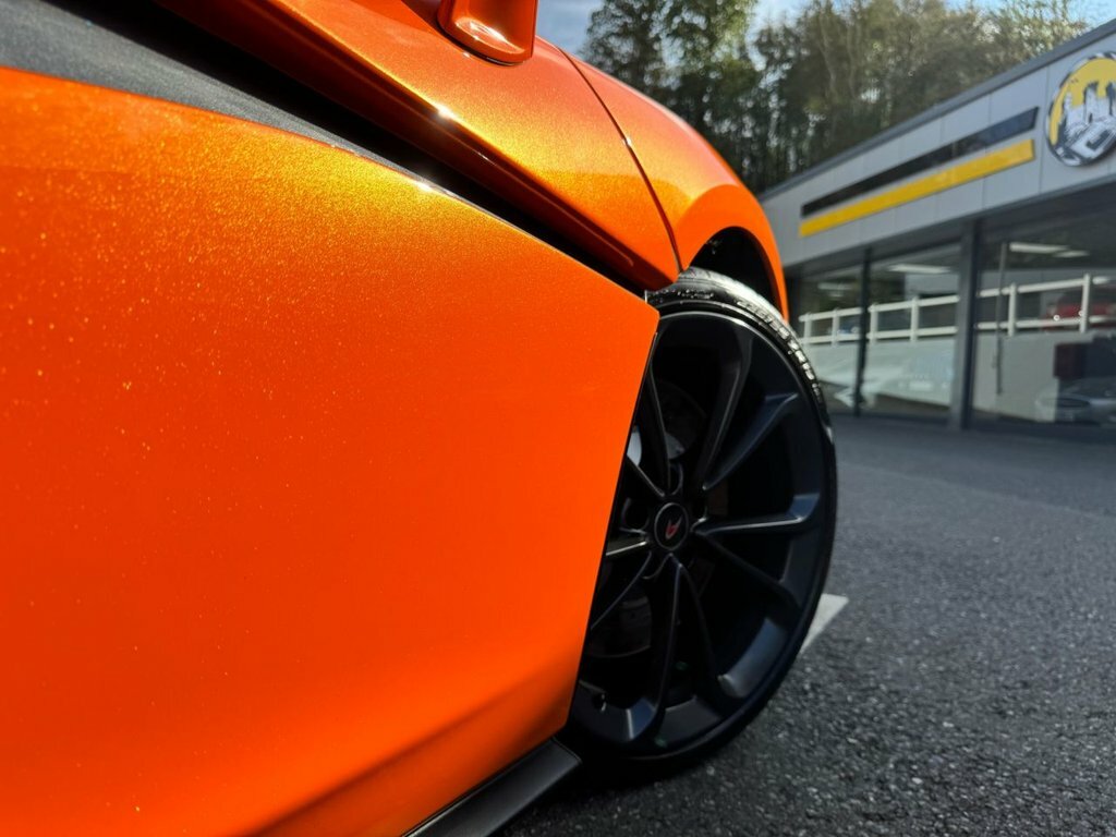 McLaren 540C 3.8T V8 Ssg Black #29