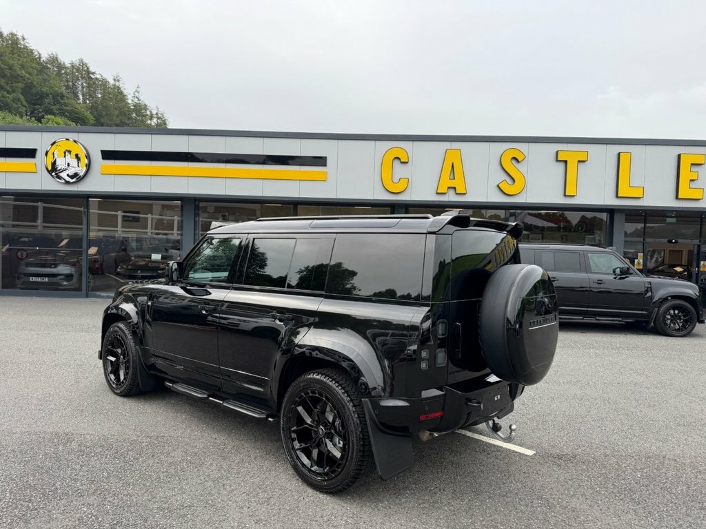 Land Rover Defender 110 Suv D110BZZ Black #4
