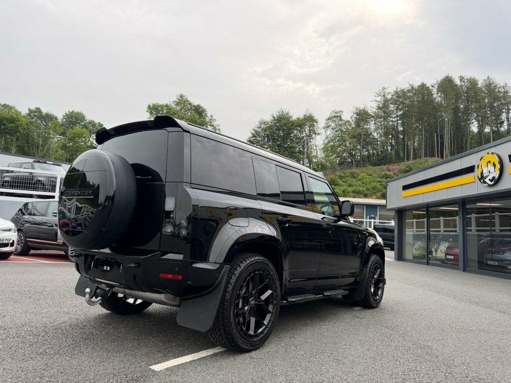 Land Rover Defender 110 Suv D110BZZ Black #5