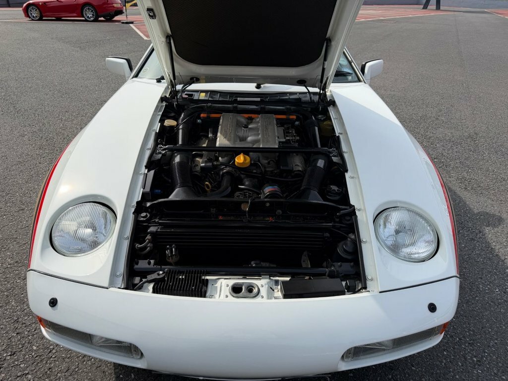 Porsche 928 Green Green #23
