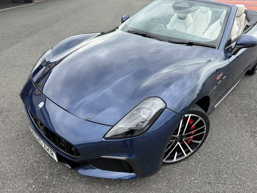 Maserati GranCabrio 3.0 V6 Trofeo Blue #19