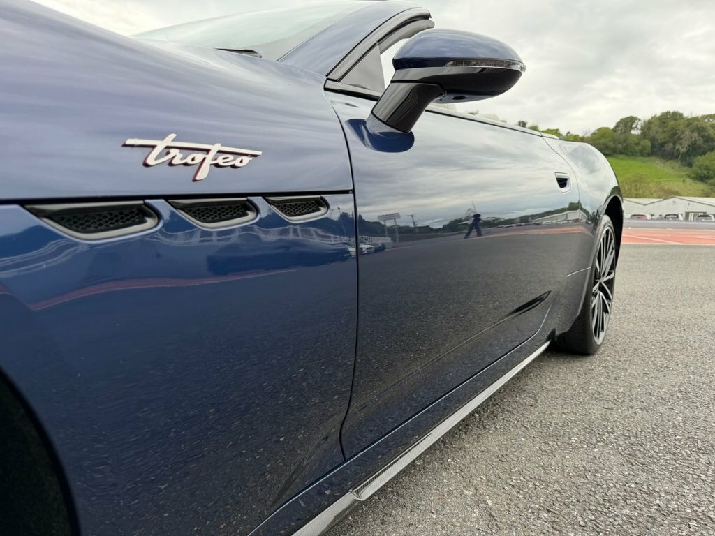 Maserati GranCabrio 3.0 V6 Trofeo Blue #22