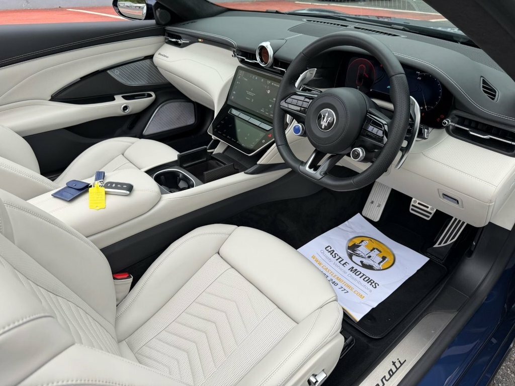 Maserati GranCabrio 3.0 V6 Trofeo Blue #11