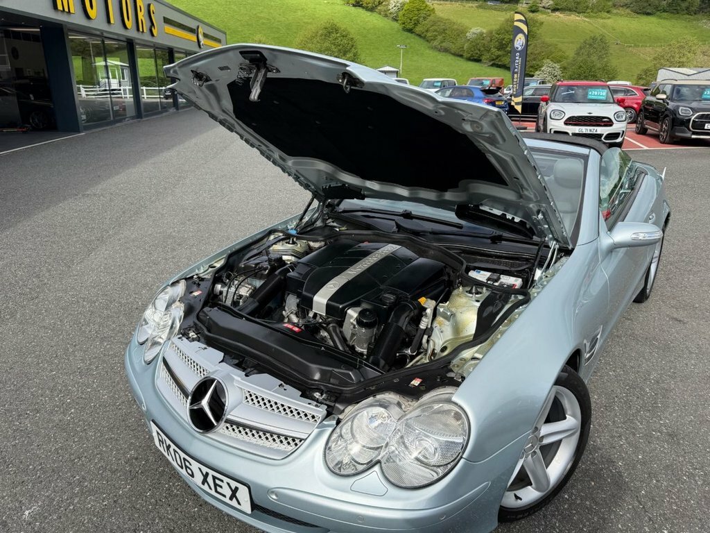 Mercedes-Benz SL Class Unknown Silver #18