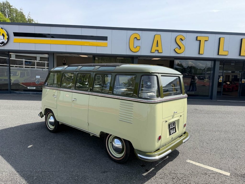 Volkswagen Campervan Minibus Green #4