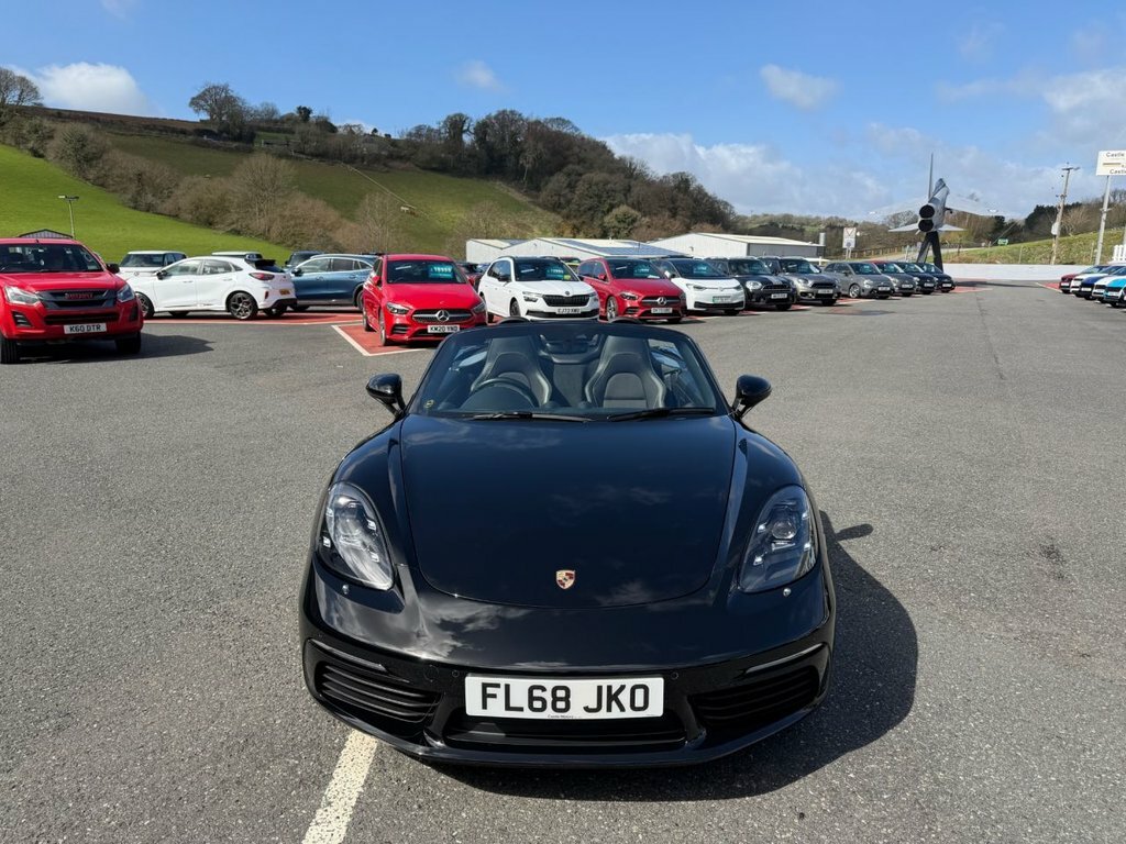 Porsche 718 Boxster 2L Null Black