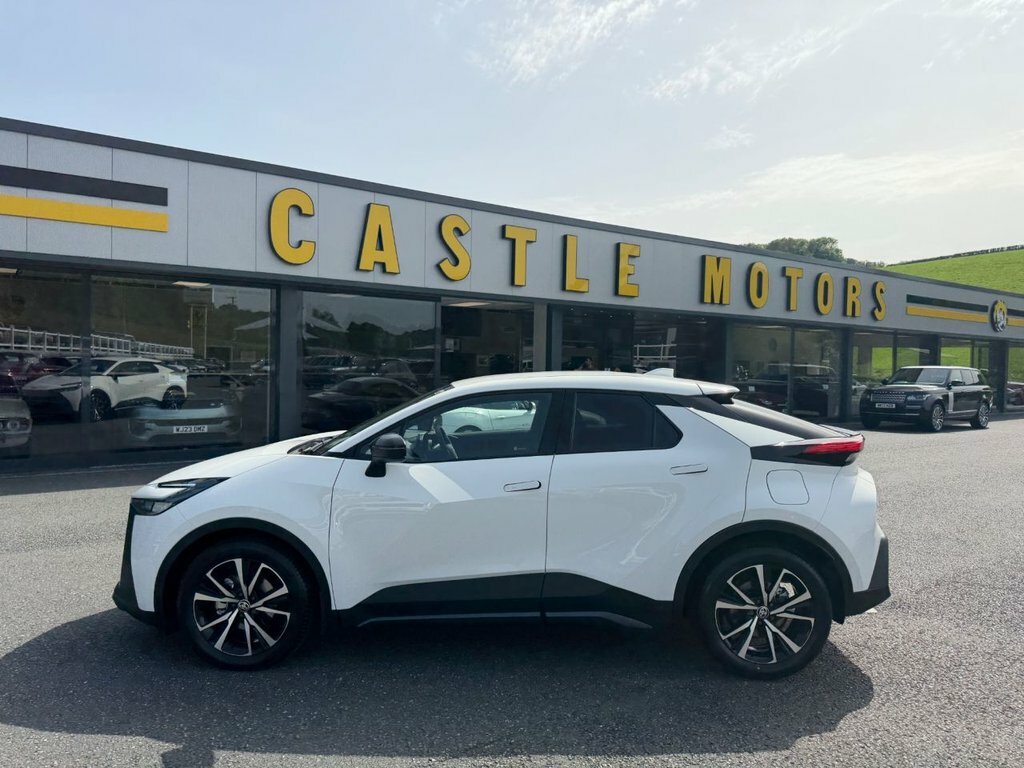 Toyota C-Hr 1.8L Design GX25DFL White #3