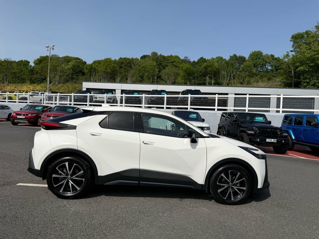 Toyota C-Hr 1.8L Design GX25DFL White #6