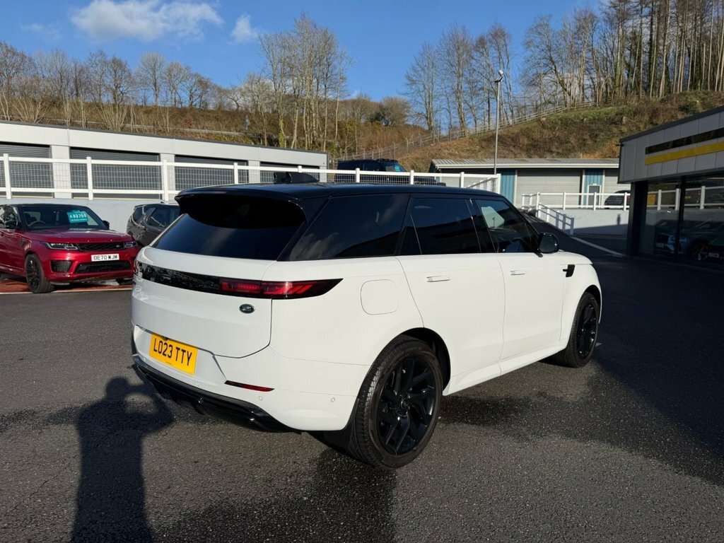 Land Rover Range Rover Sport 3L Dynamic Se WH23KJU White #6