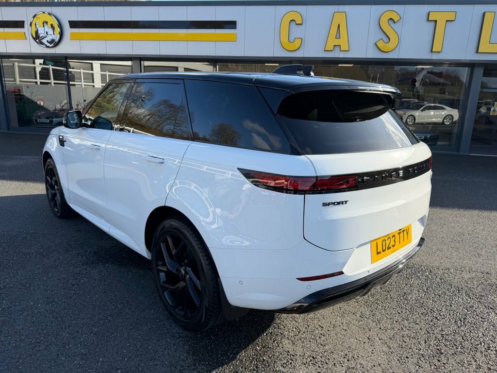 Land Rover Range Rover Sport 3L Dynamic Se WH23KJU White #4