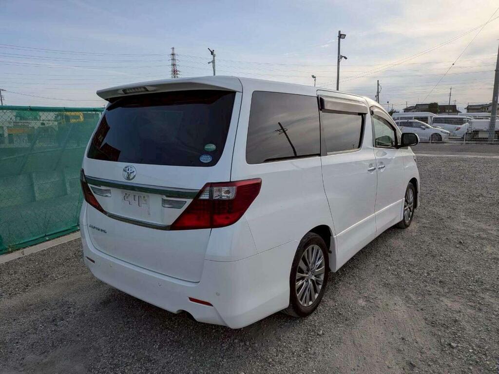 Toyota Alphard Mpv 2.4 S Type Gold 7 Seats 201313 IMP785 White #2