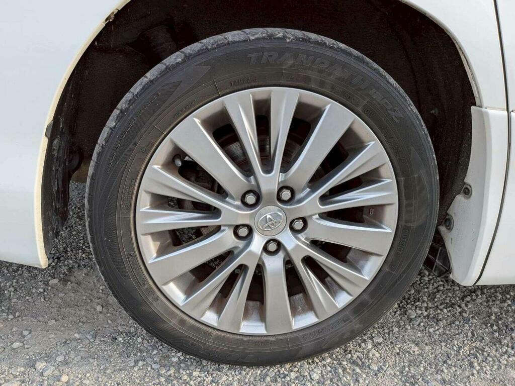 Toyota Alphard Mpv 2.4 S Type Gold 7 Seats 201313 IMP785 White #6