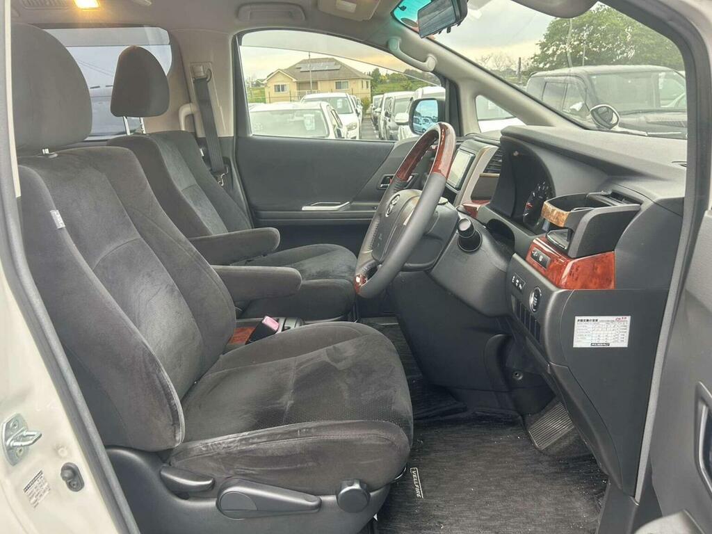Toyota Vellfire Mpv 2.4 Z Platinum Selection 2 7 Seats 20101 IMP790 White #5