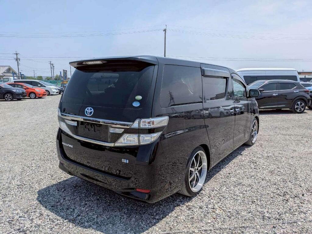 Toyota Vellfire Mpv 2.4 V 8 Seats 201161 Black #2
