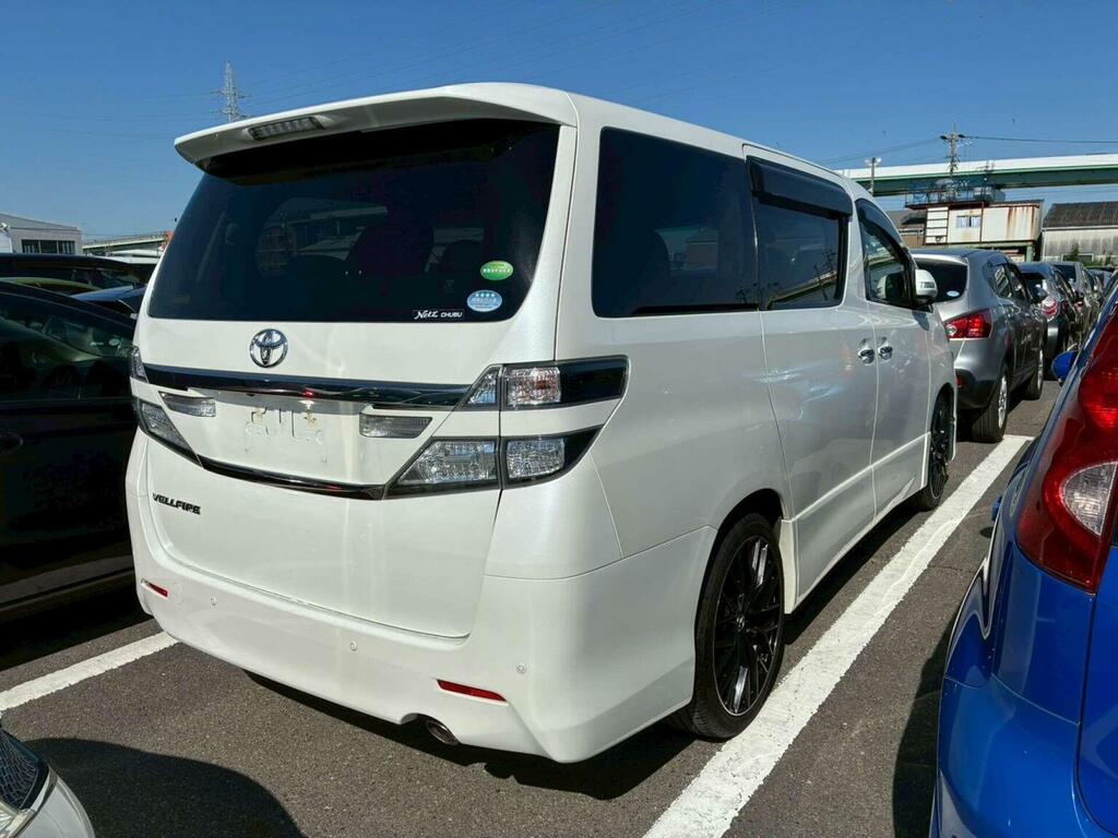 Toyota Vellfire Mpv 2.4 Z 7 Seats 201313 IMP801 White #2
