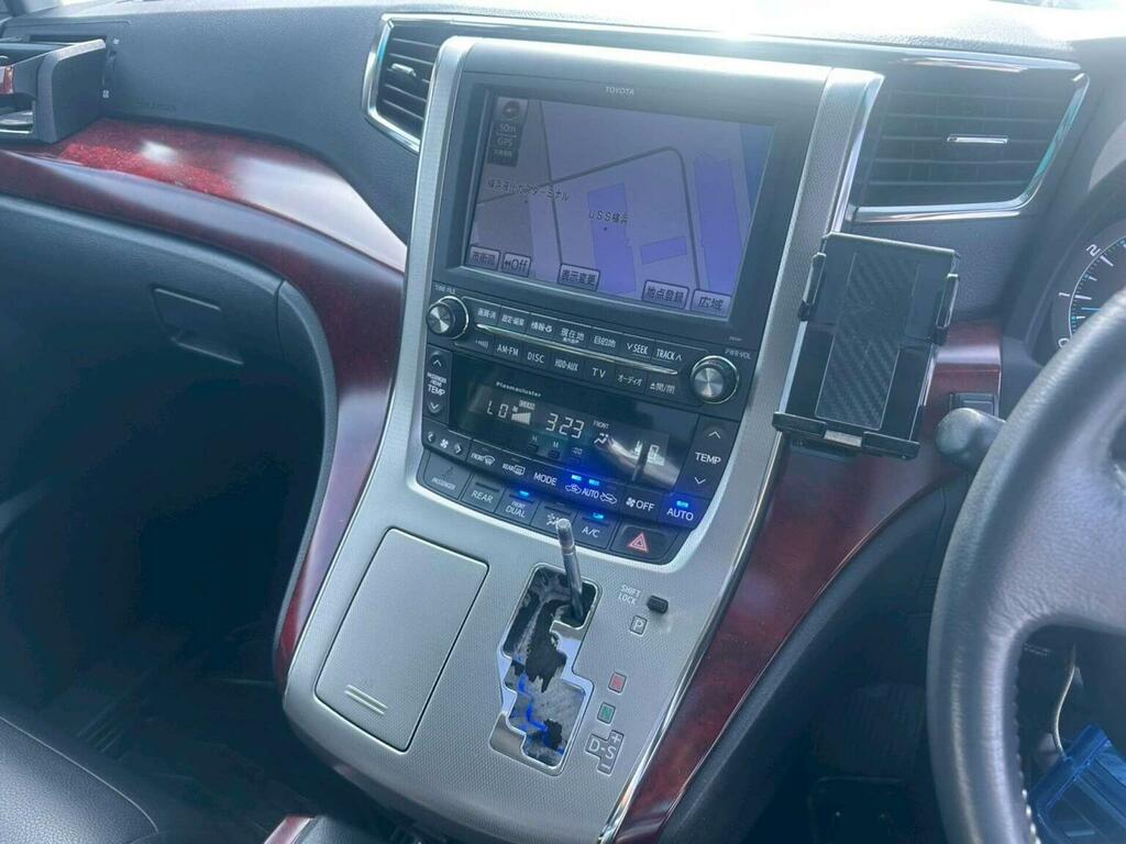 Toyota Vellfire #21